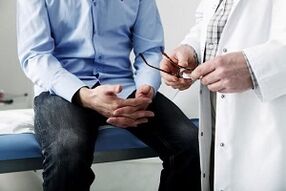doctor's consultation for symptoms of prostatitis